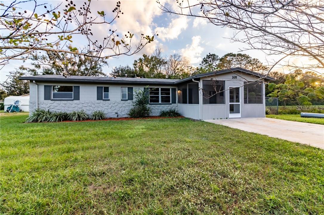 205 Lakeview Ave., Sanford, FL 32773