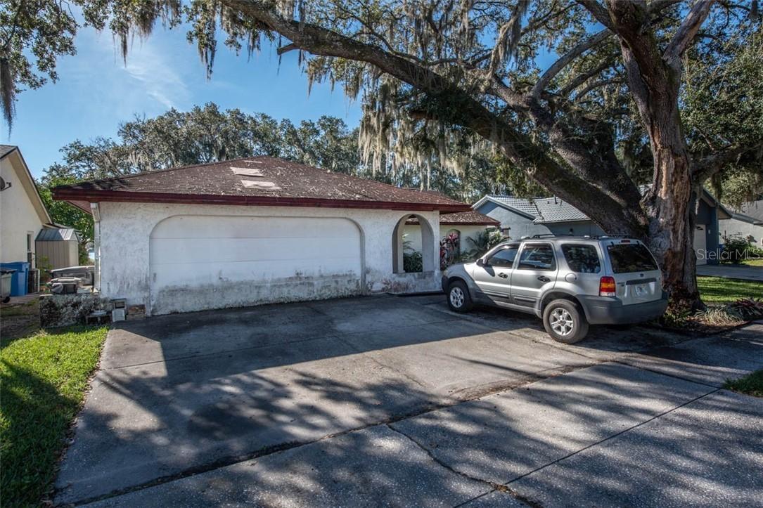 1915 Dockside Dr., Valrico, FL 33594