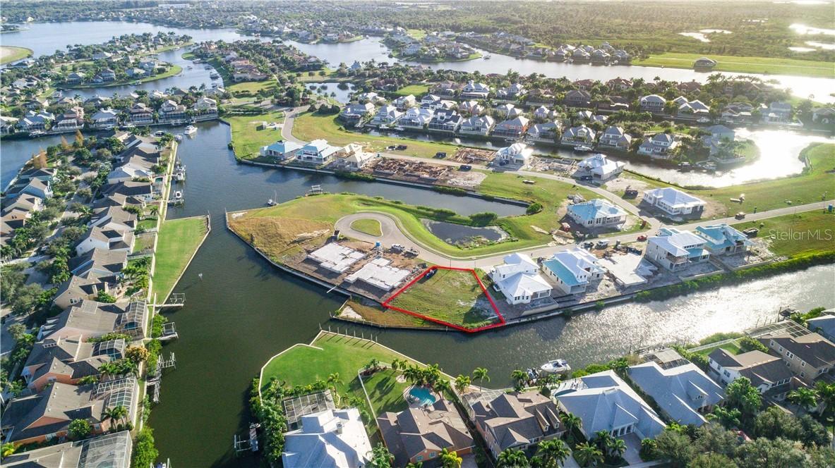 609 Pinckney Dr., Apollo Beach, FL 33572