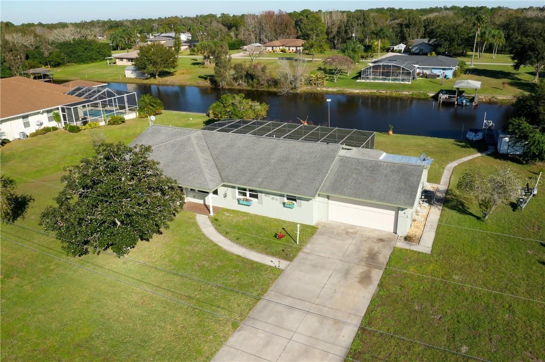 6197 Palmetto Dr., Indian Lake Estates, FL 33855