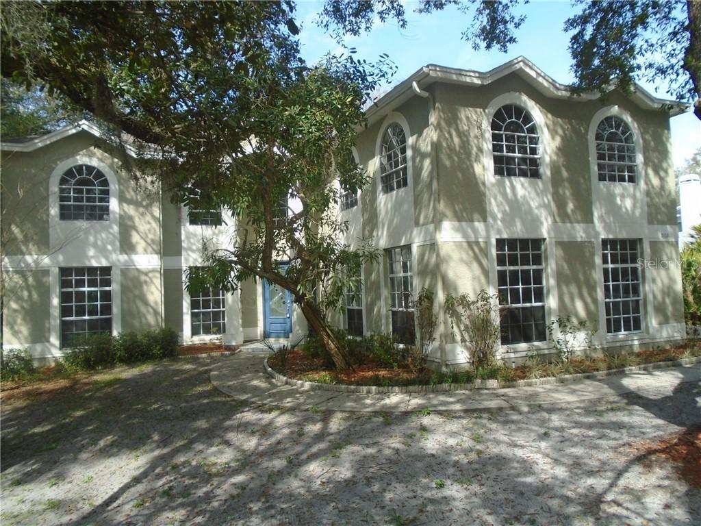 8102 Pond Shadow Ln., Tampa, FL 33635