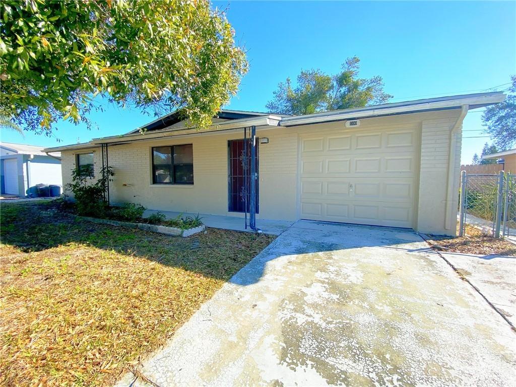 1100 Landau St., Holiday, FL 34690