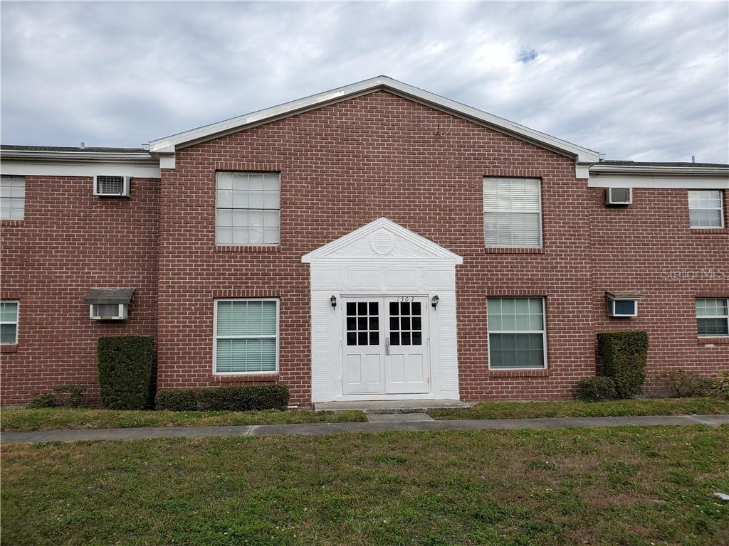 1303 83rd Ave. #E, St Petersburg, FL 33702