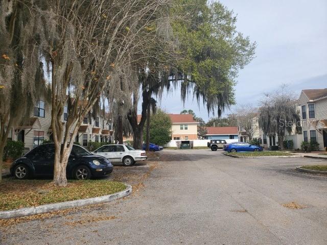 2302 Maki Rd. #8, Plant City, FL 33563