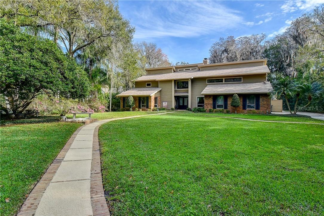 17325 Linda Vista Cir., Lutz, FL 33548