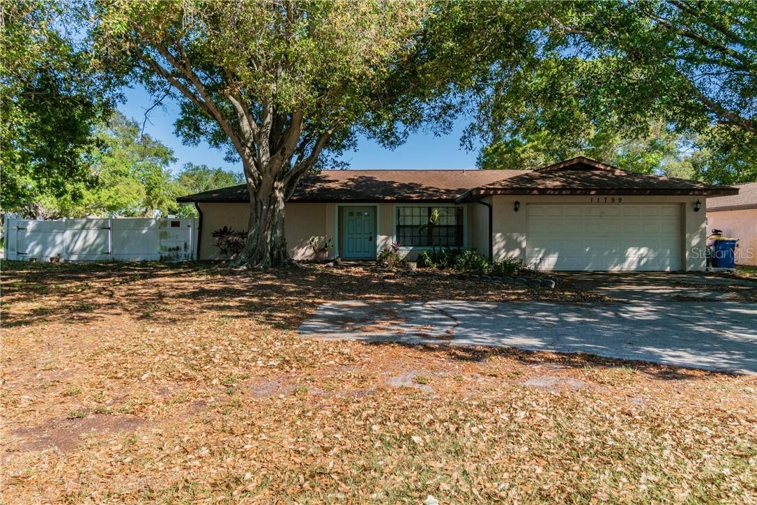 11799 102nd Ave., Largo, FL 33778