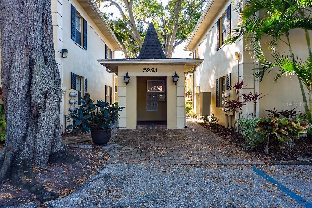 5221 Bayshore Blvd #27, Tampa, FL 33611