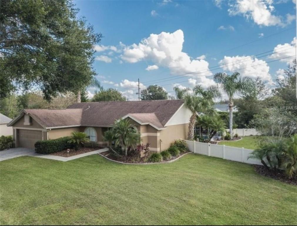 5358 Montserrat Dr., Lakeland, FL 33812