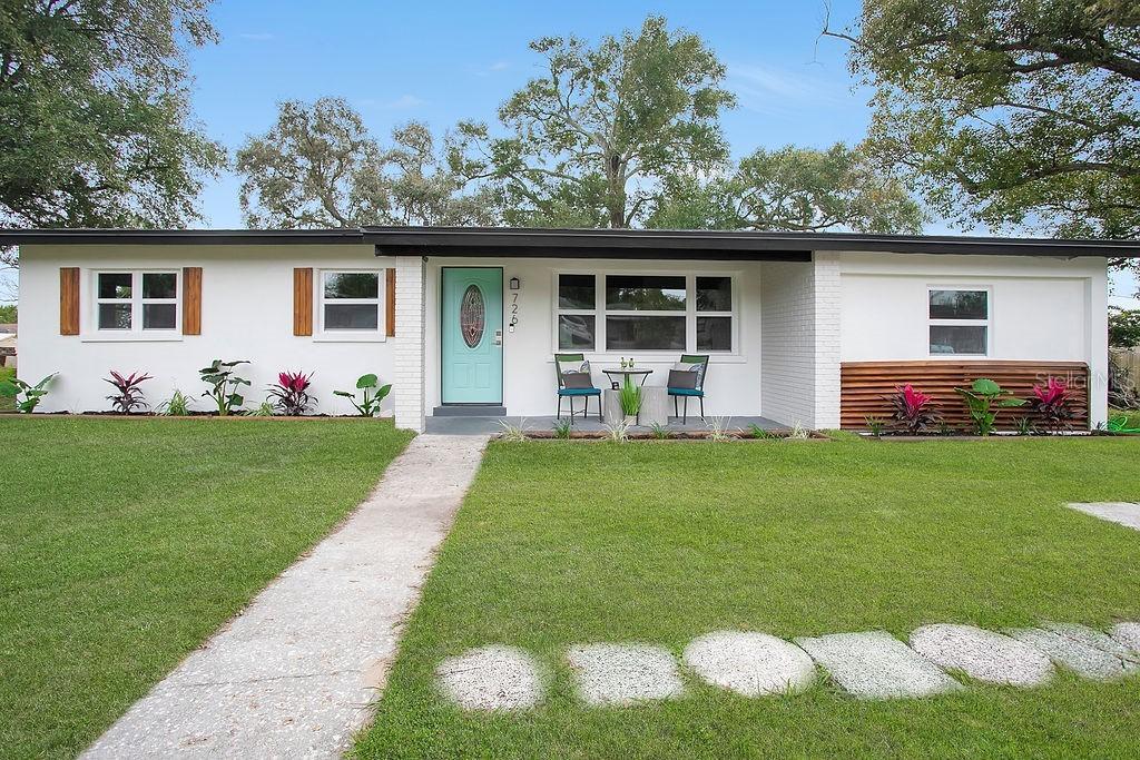 726 Osceola Ave., Lake Wales, FL 33853