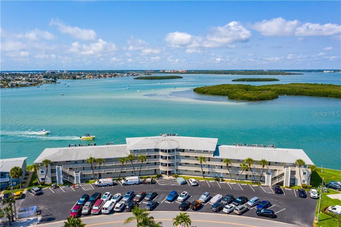 280 126th Ave. #202, Treasure Island, FL 33706