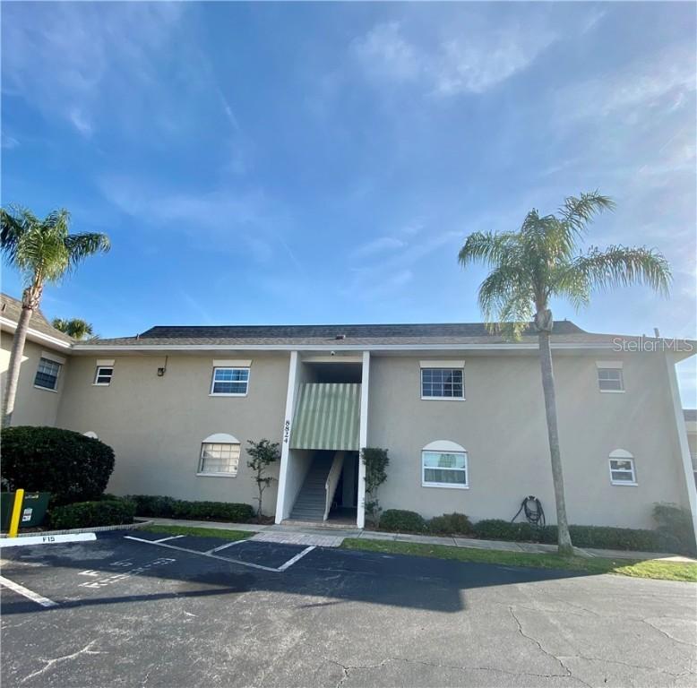 8824 Bay Pointe Dr. #206, Tampa, FL 33615