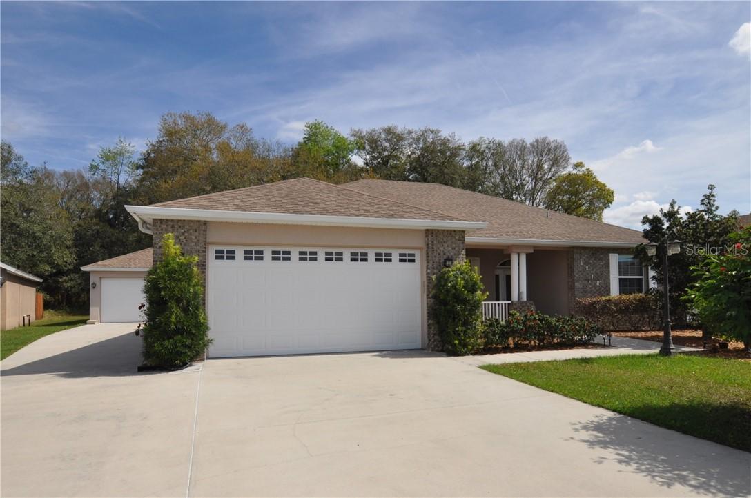 1218 Spotted Lilac Ln., Plant City, FL 33563
