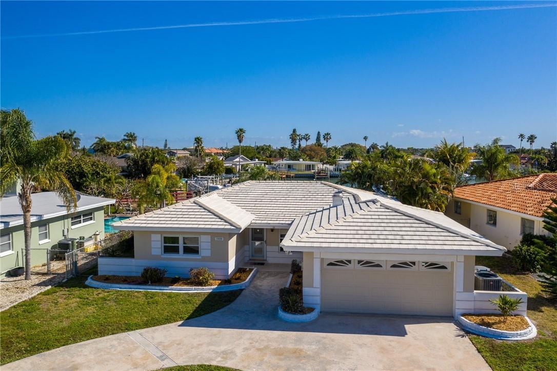 11425 5th St., Treasure Island, FL 33706