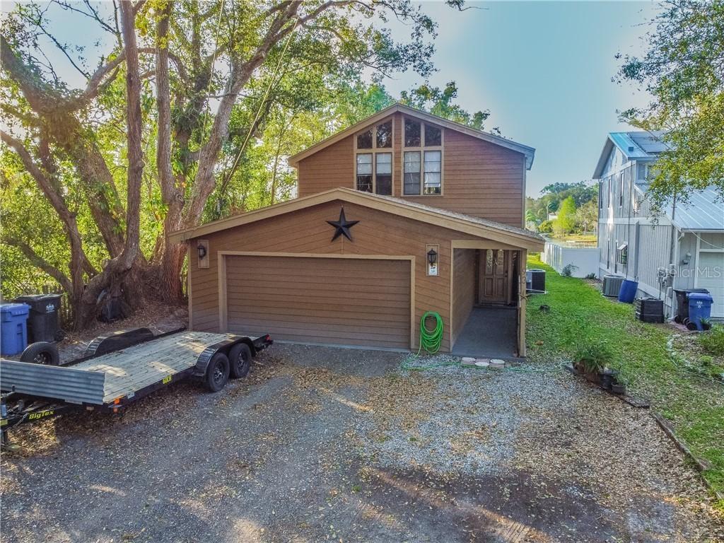 93 NW 1st Ave., Lutz, FL 33548