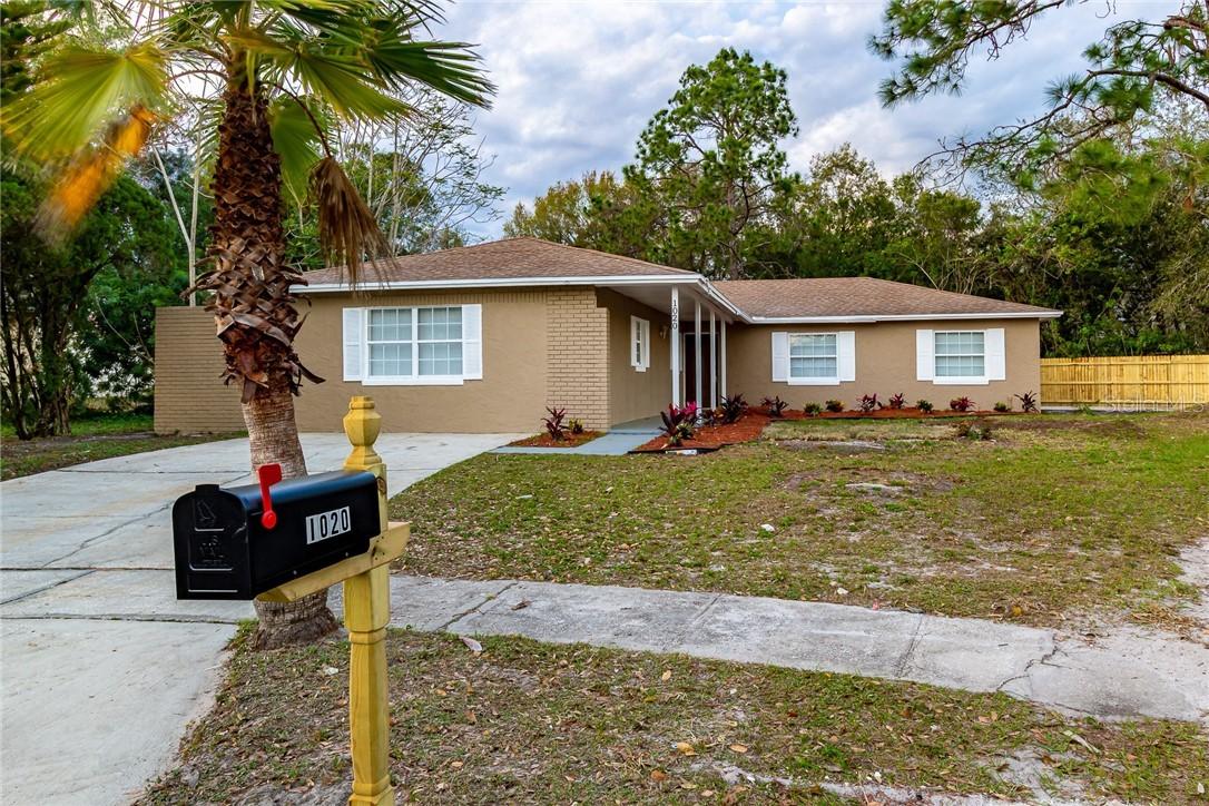 1020 Cornwall Ct., Brandon, FL 33510