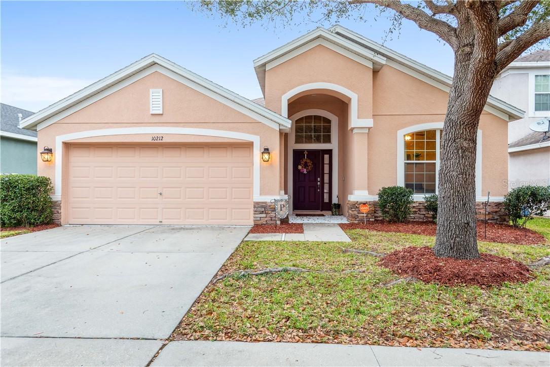 10212 Tapestry Key Ct., Riverview, FL 33578