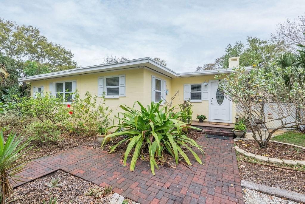 5005 24th Ave., Gulfport, FL 33707