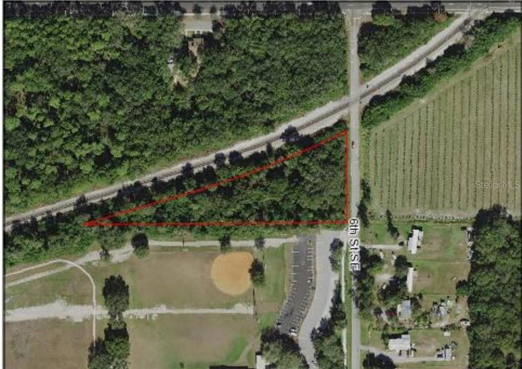 SE 6th Street Se, Ruskin, FL 33570