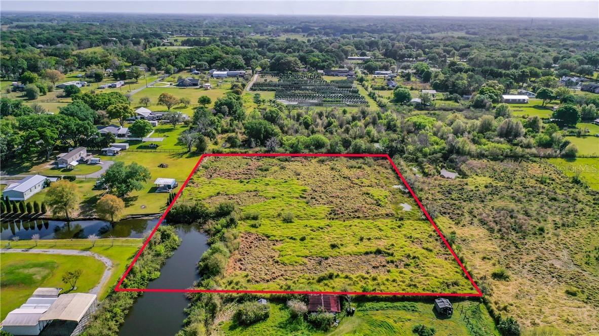 3804 Barton Country Trail Tr., Plant City, FL 33565