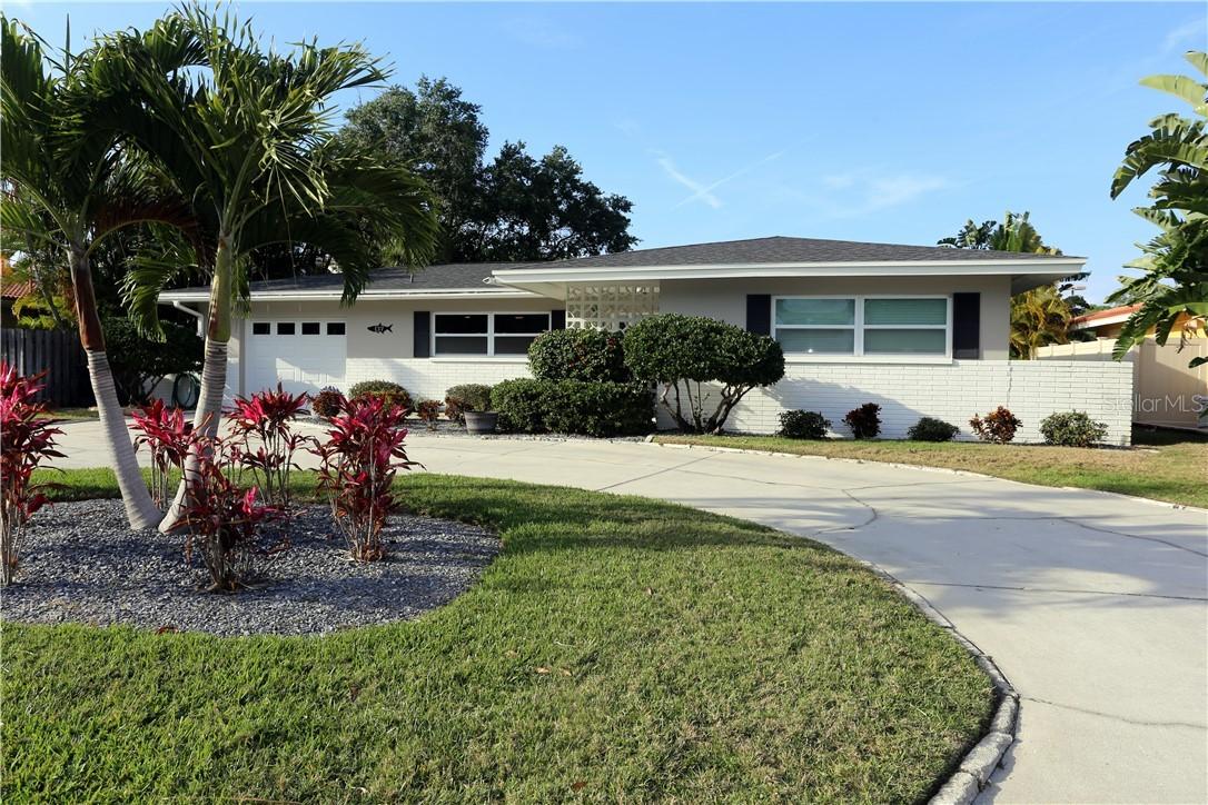 137 45th Ave., St Petersburg, FL 33703