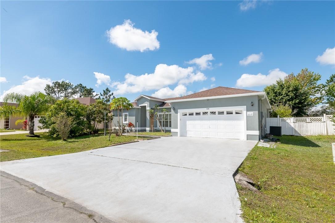 608 Rosaro Ct., Kissimmee, FL 34758