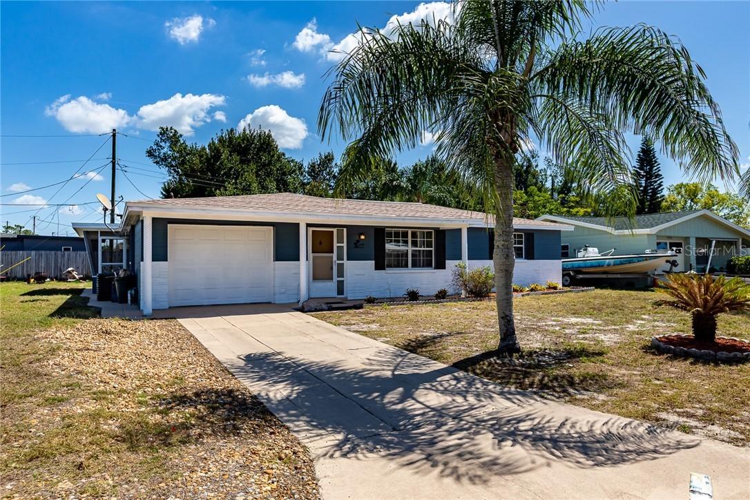 2446 Chancery Dr., Holiday, FL 34690