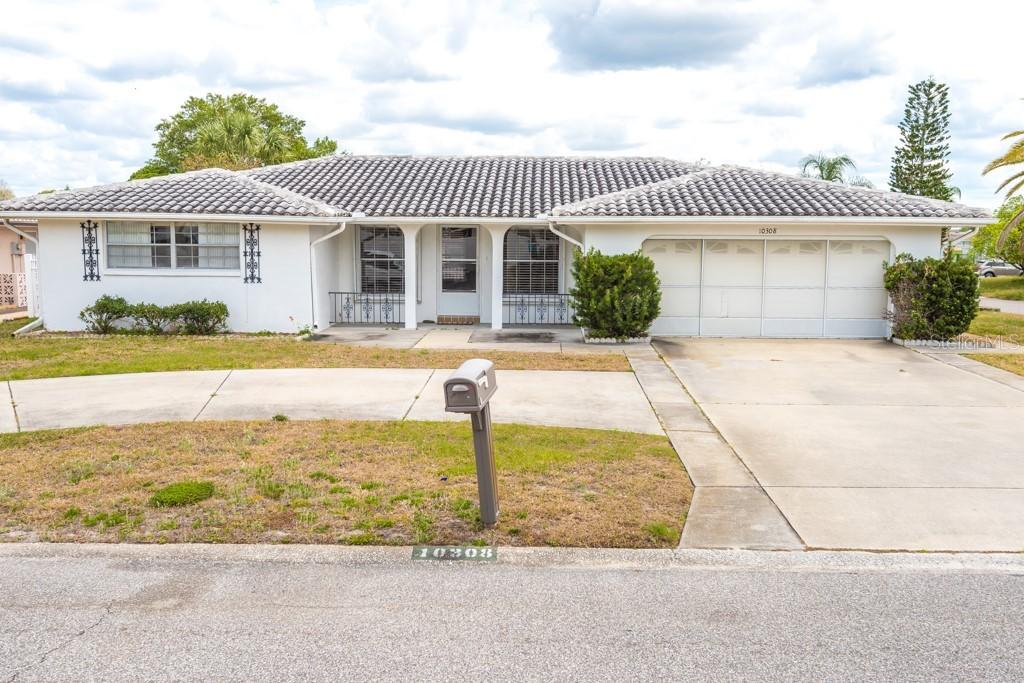 10308 Pastel Ln., Port Richey, FL 34668