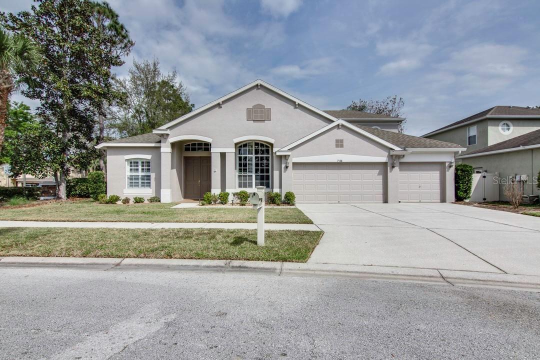 7106 Palmetto Pines Ln., Land O Lakes, FL 34637