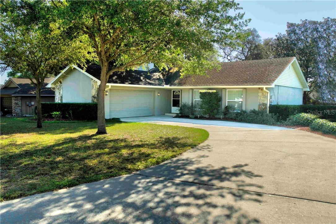 1103 Classic Dr., Valrico, FL 33594