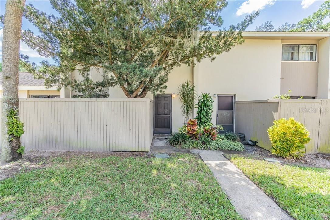 8614 Palm Ln., Temple Terrace, FL 33637