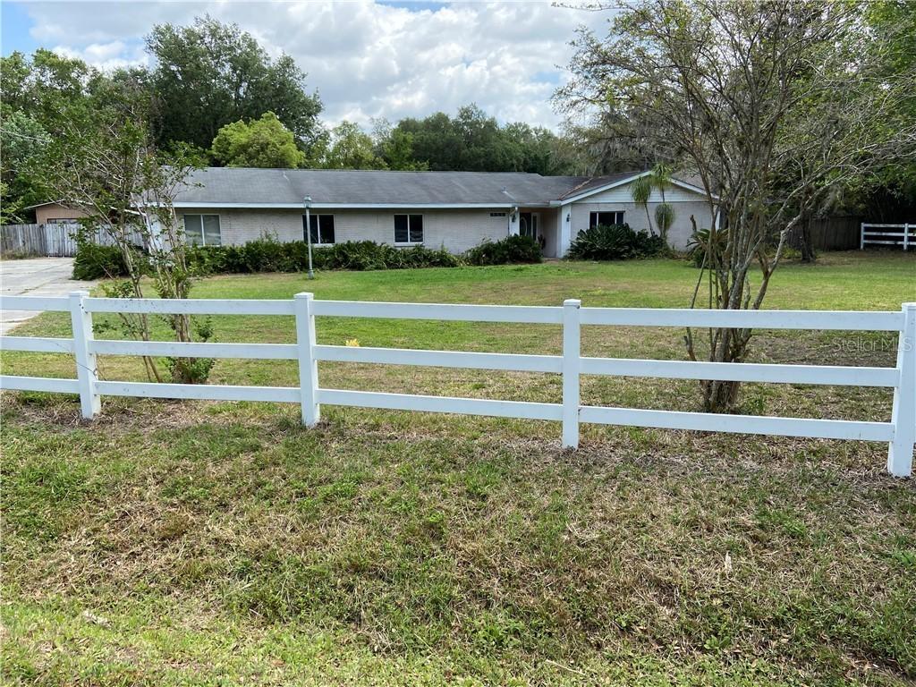 13923 Lake Magdalene Blvd., Tampa, FL 33618