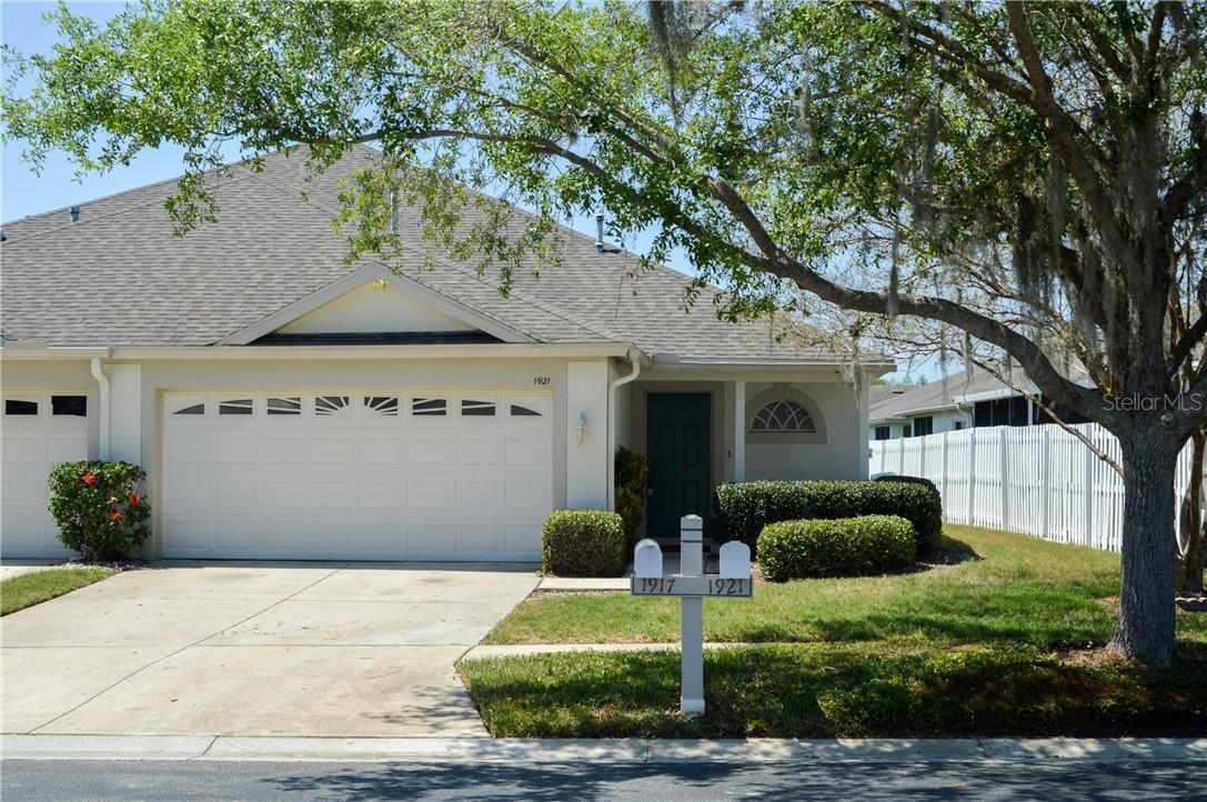 1921 Ravenridge St., Wesley Chapel, FL 33543