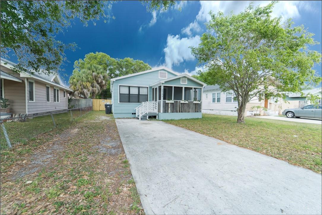 2709 40th Ave., St Petersburg, FL 33714