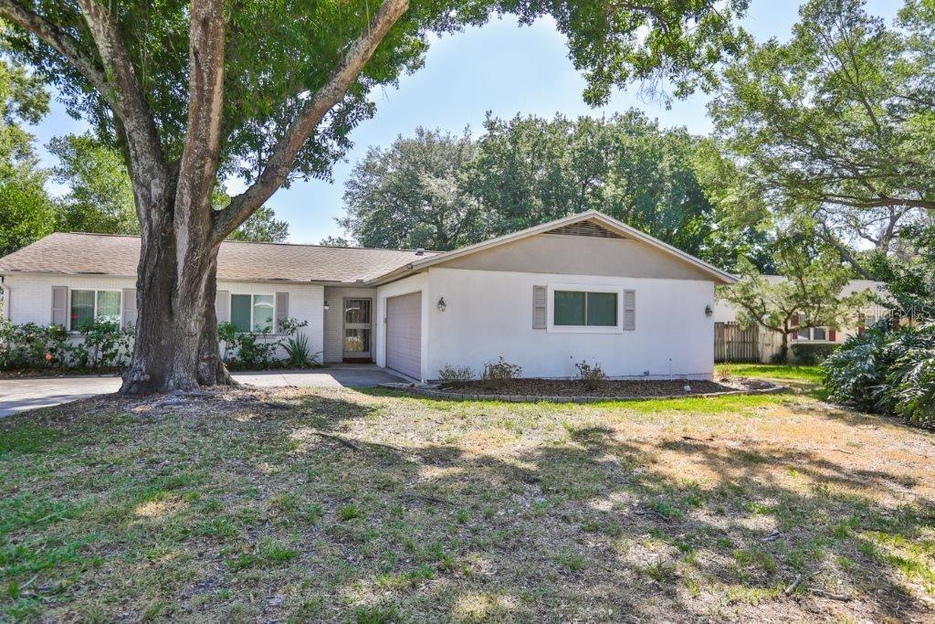13503 Greenleaf Dr., Tampa, FL 33613