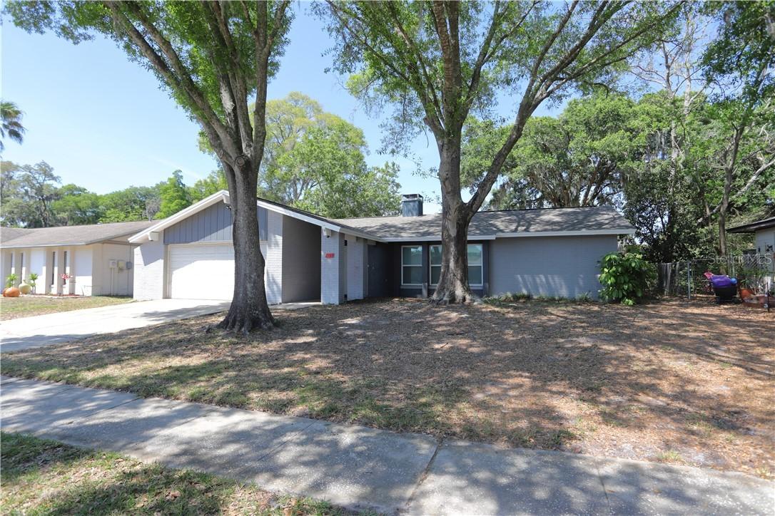 822 Pebblewood Dr., Brandon, FL 33511