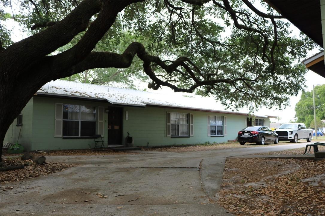 910 Castle Way, Lakeland, FL 33803