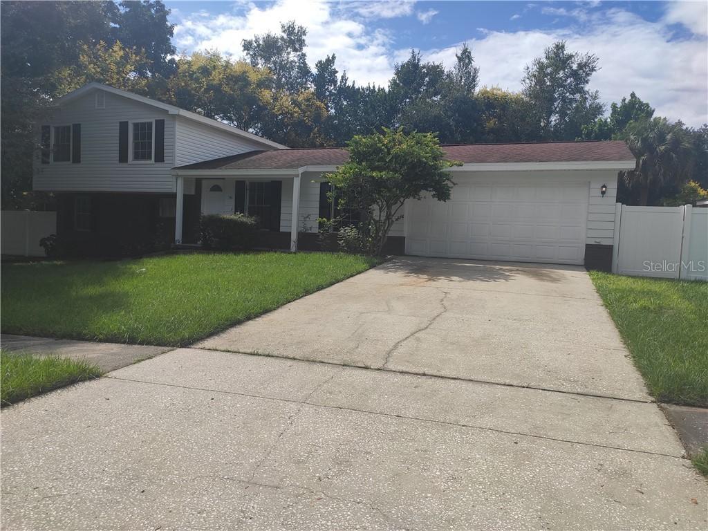 706 Green Cove Dr., Brandon, FL 33510