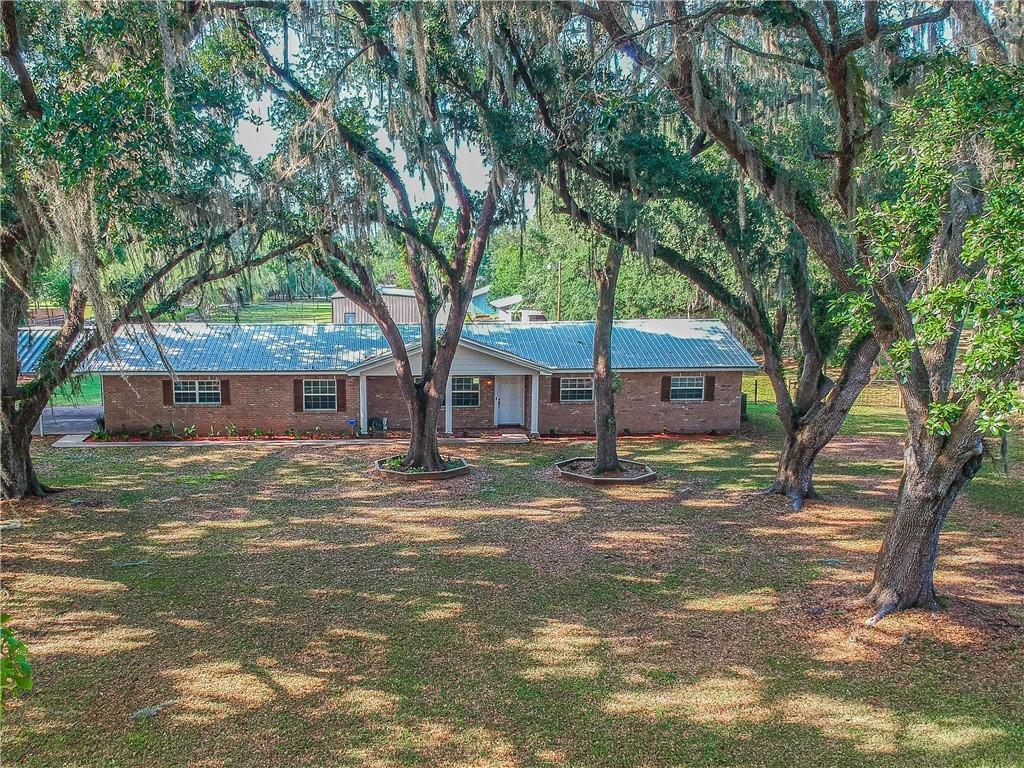 4902 Thonotosassa Rd., Plant City, FL 33565