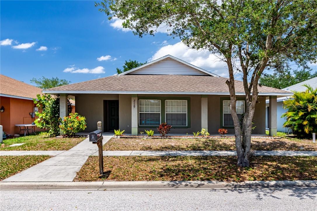 2110 Pleasant View Ave., Ruskin, FL 33570