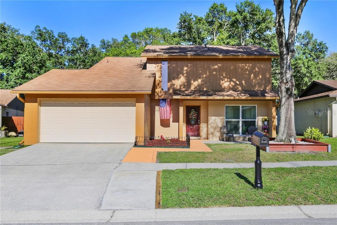 14826 Oak Vine Dr., Lutz, FL 33559