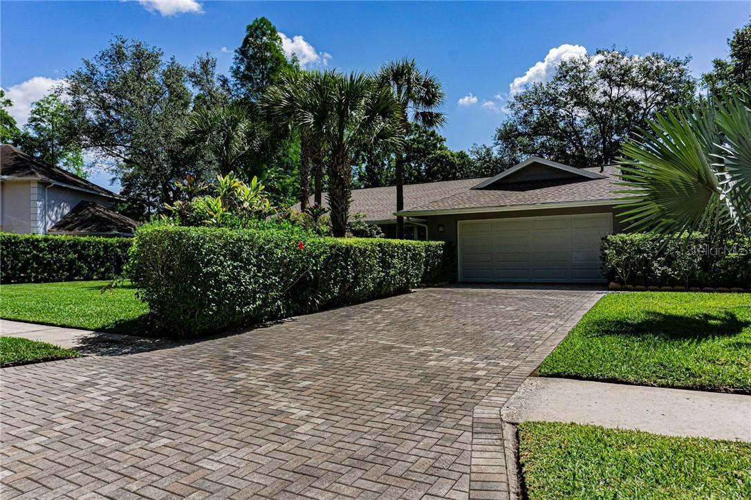 13554 Lake Magdalene Dr., Tampa, FL 33613