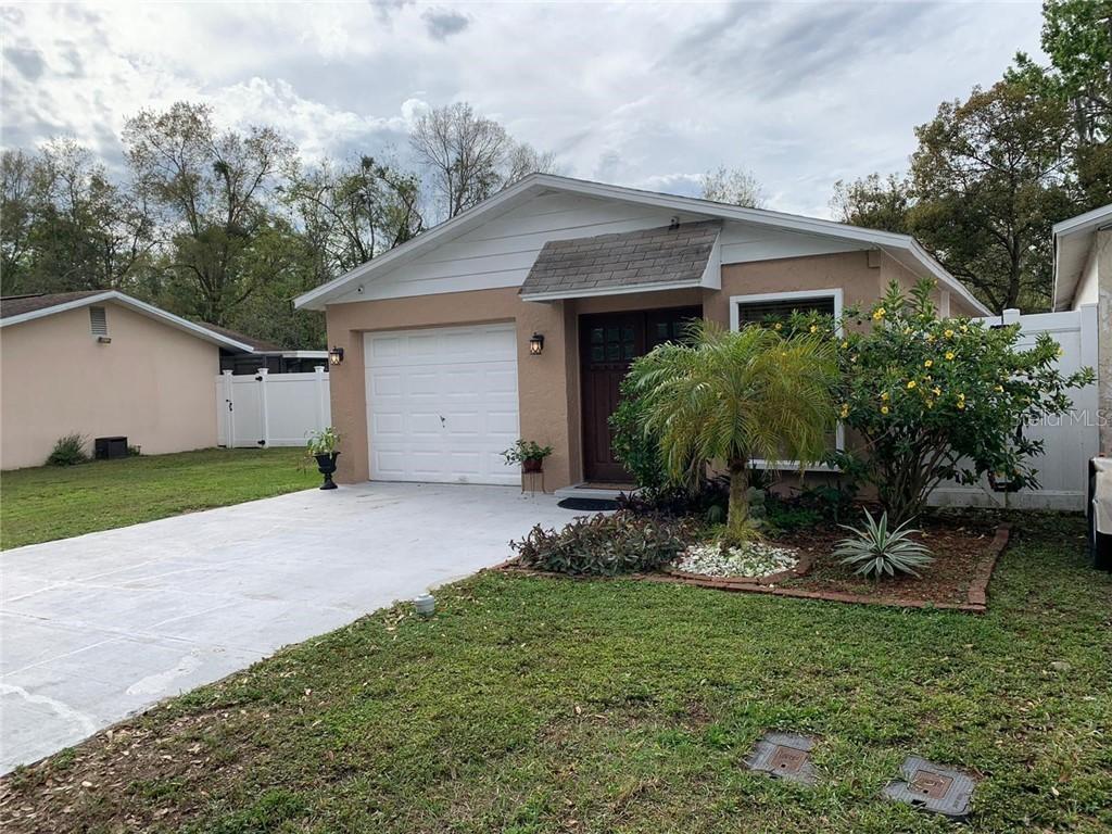 4831 Billy Direct Ln., Lutz, FL 33559