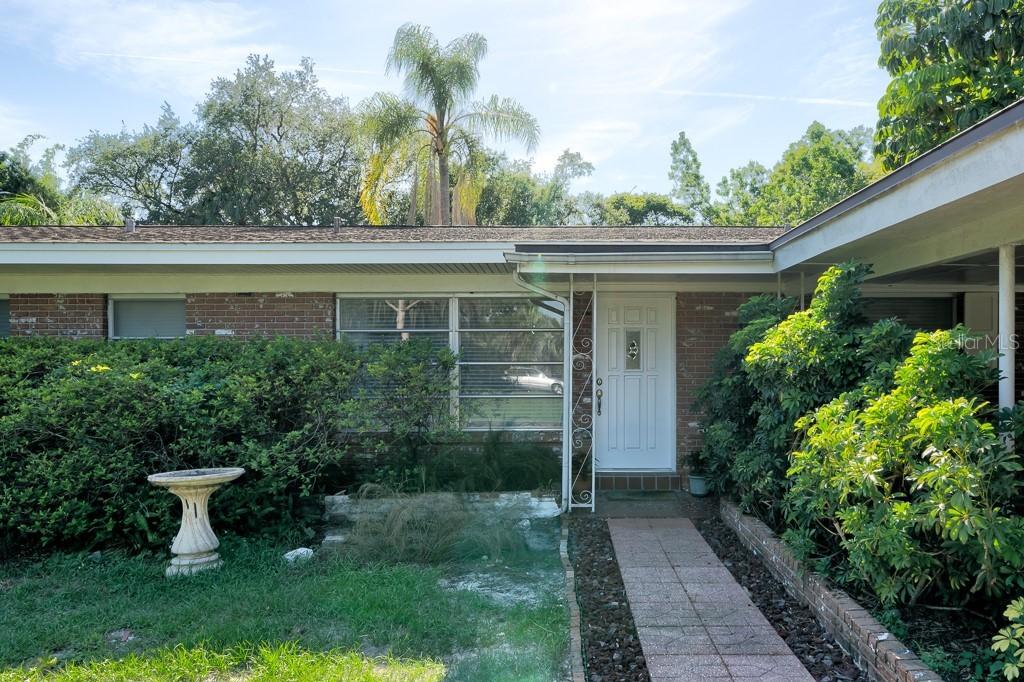 12108 Lake Carroll Dr., Tampa, FL 33618