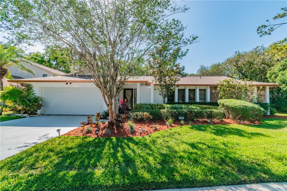 14932 Lake Forest Dr., Lutz, FL 33559