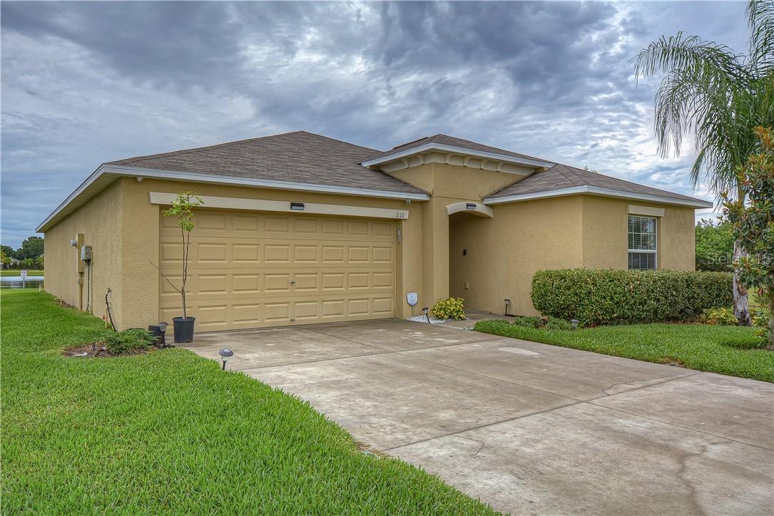 210 Cascade Bend Dr., Ruskin, FL 33570