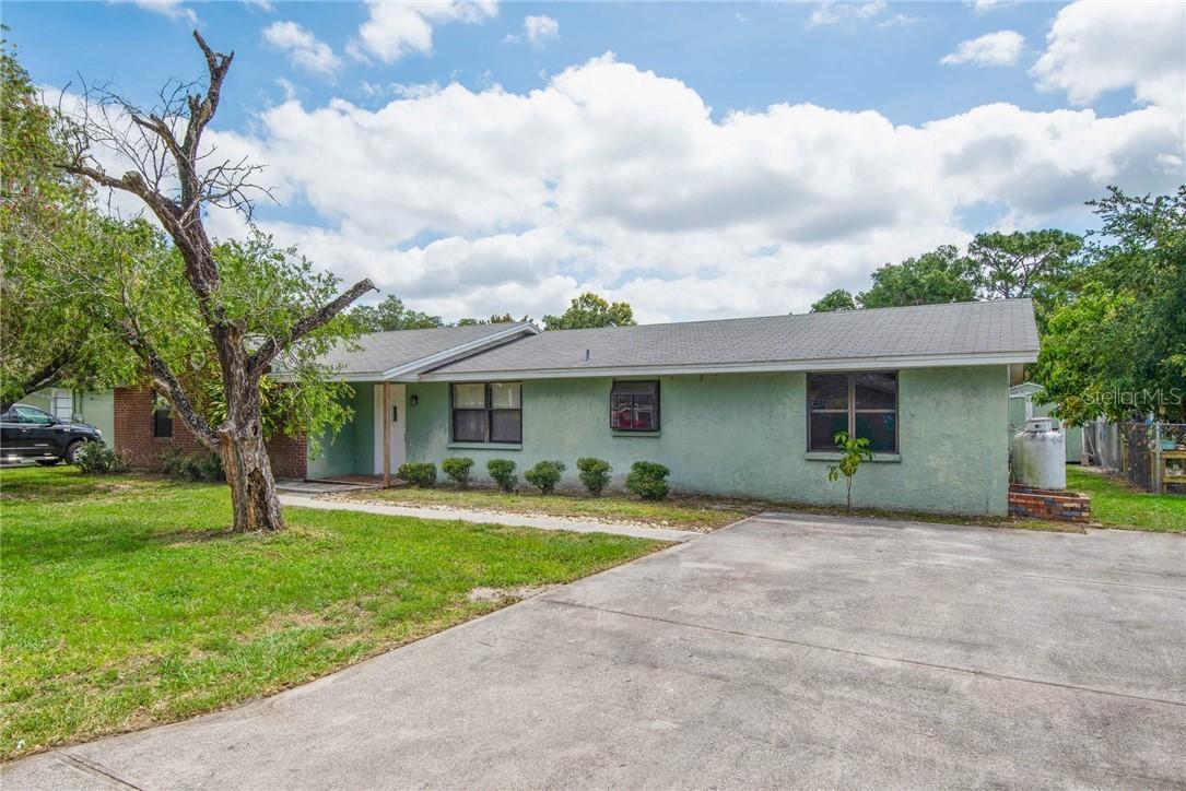 18213 Griffith Rd., Lutz, FL 33548