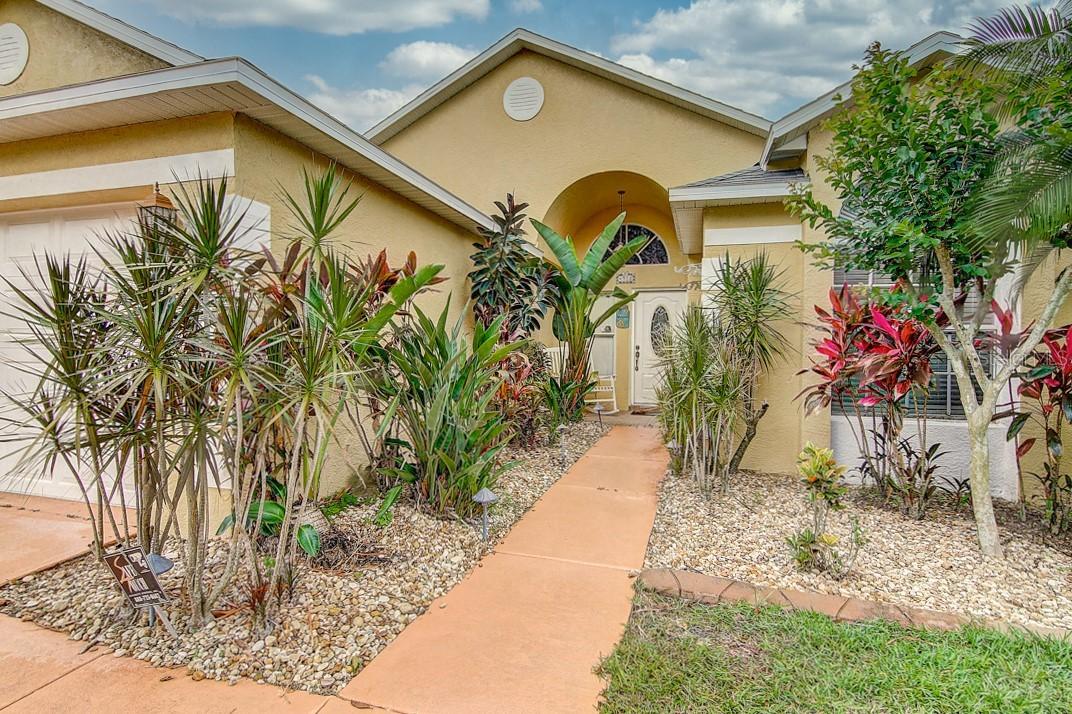 4912 Woodmere Rd., Land O Lakes, FL 34639