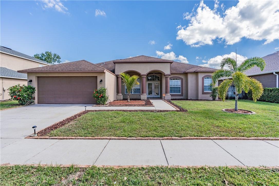 22602 Laureldale Dr., Lutz, FL 33549