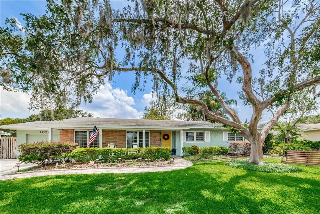 10712 Carrollwood Dr., Tampa, FL 33618