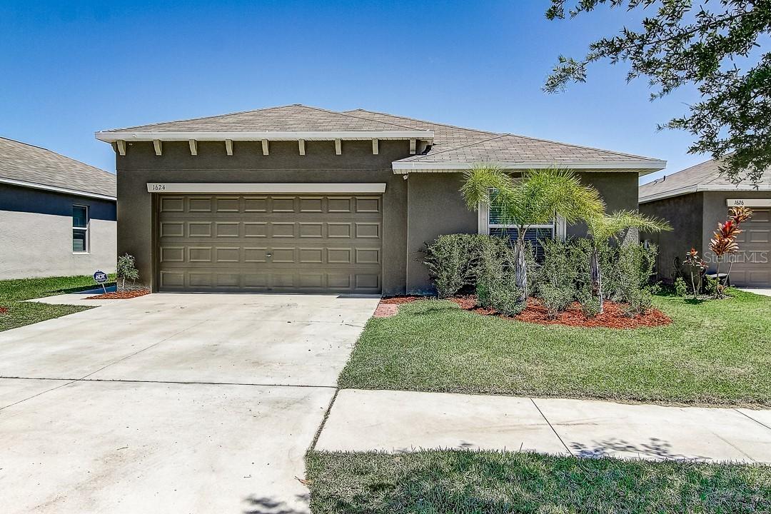 1624 Climbing Dayflower Dr., Ruskin, FL 33570